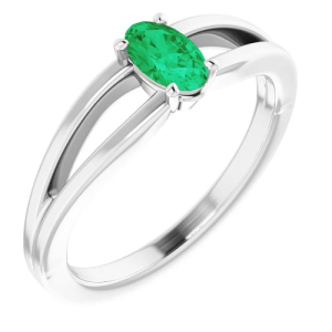 Xylia Emerald  Diamond Ring