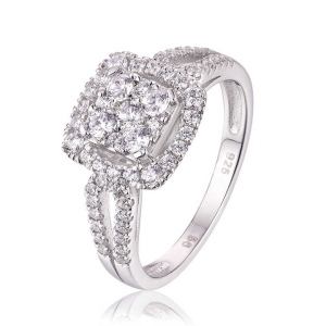 Lilliana Natural Round cut Cluster Diamond Ring