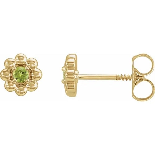 Fayanna Peridot Yellow Gold 4 Claw Set 