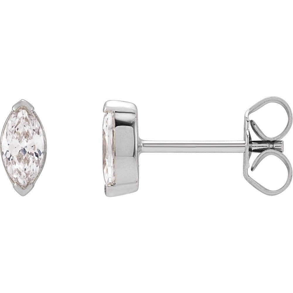 Johana Lab Grown Claw Set Studs Diamond Earrings