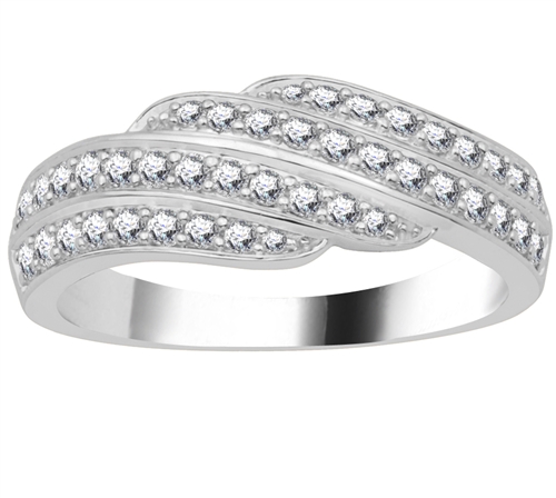 Eirini 0.80 Carat Lab Grown Prong Statement Diamond Ring