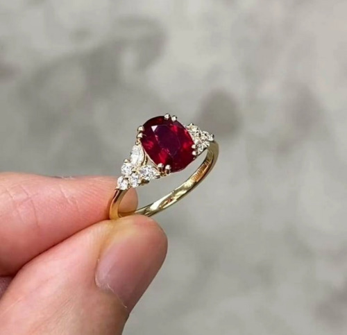 Anneken Natural Ruby 
