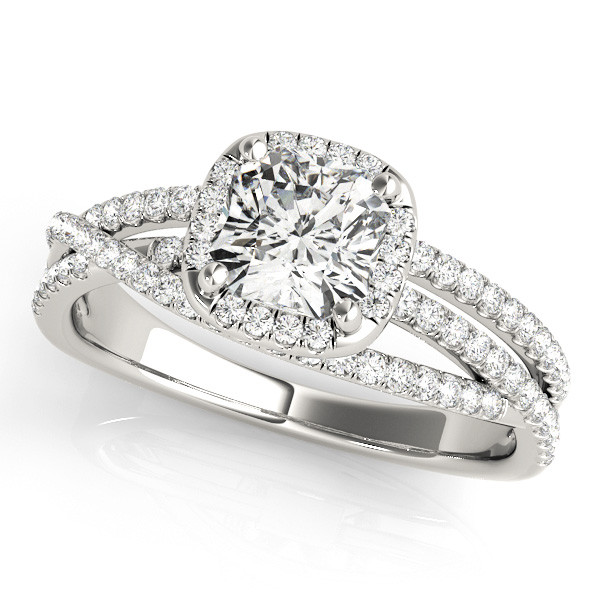 Jaretssi Natural Halo Diamond Ring