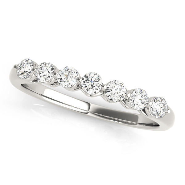 Scarlette 0.35 - 2.10 Carat Lab Grown Prong 7 Stone Diamond Ring